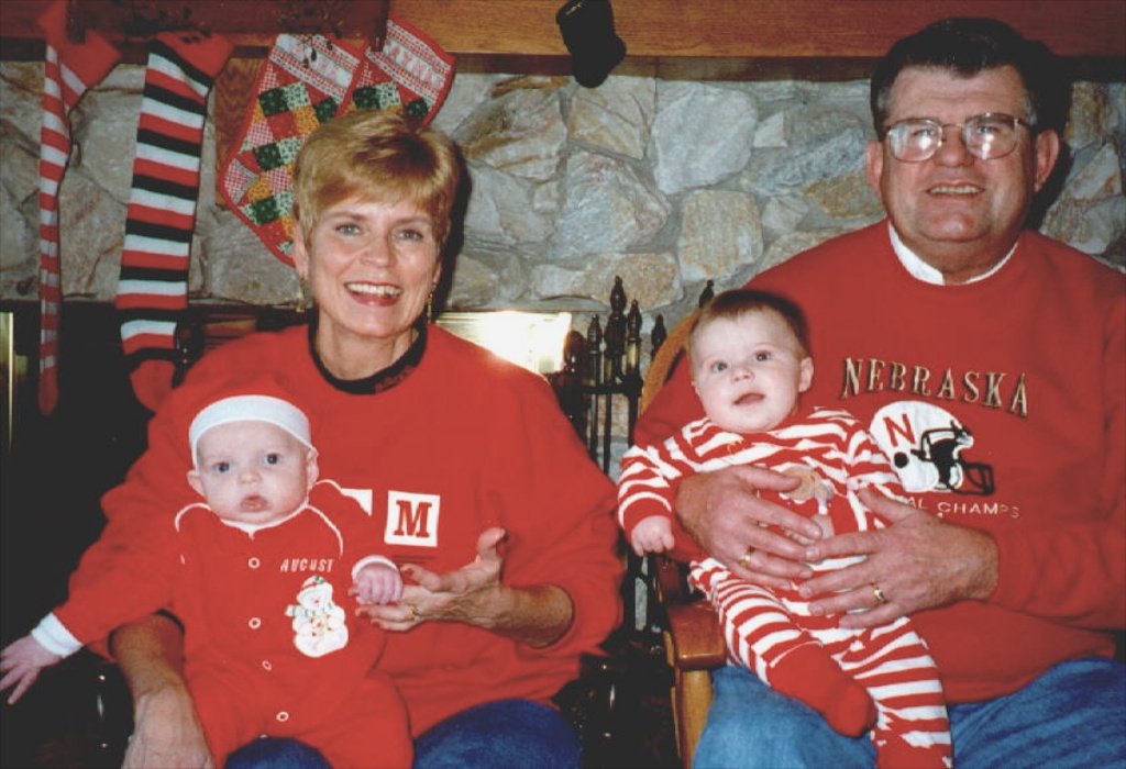 1997-12-Christmas Card Picture Marci-Ron.jpg